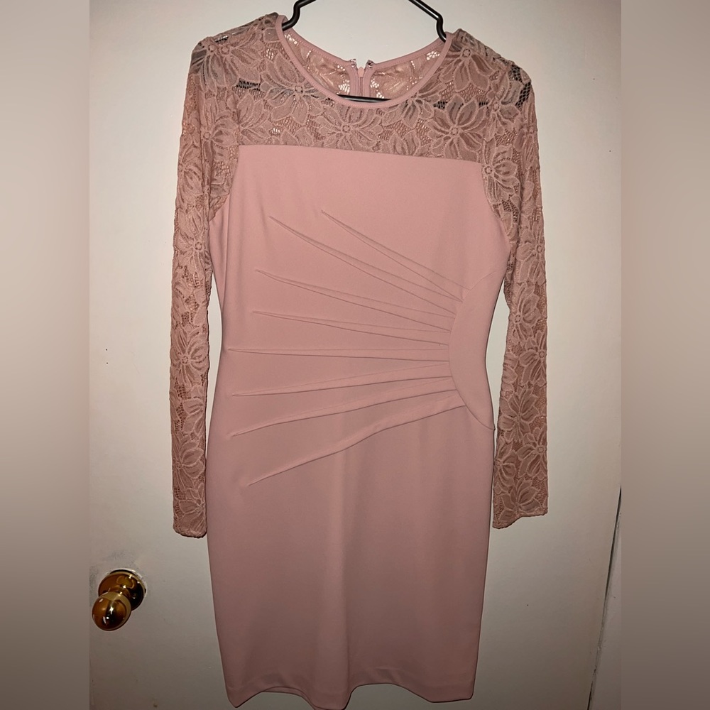 Dress Ivanka Thrimp , size 6, pink salmon, wore once for my daughter baptism,